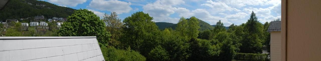 Free Apartment - Burgblick Bad Urach Eksteriør billede